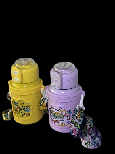 Shishe per lengje 500ml ,e verdhë , vjollcë , e kremtë dhe jeshile . UNIMIKS