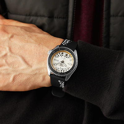Orë për meshkuj Seiko 5 Sports Automatic SRPH63K1, e zezë