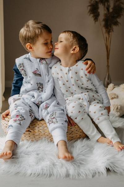 Thes gjumi me këmbë PULP Bamboo Sailor Bear, muslin 100% pambuk, 1.75 TOG, bezhë