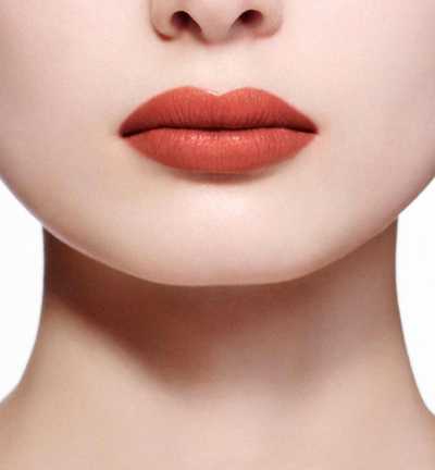 Balsam buzësh Dior Satin, hidratues, me shkëlqim, i kuq