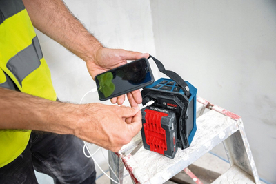 Bluetooth звучник Bosch Professional GPB 18V-1 C, систем 18V, USB C, сина боја