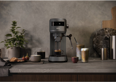 Aparat espresso AEG EC6 1 6BST Gourmet 6, portafilter, 6 filxhanë, gri e zezë
