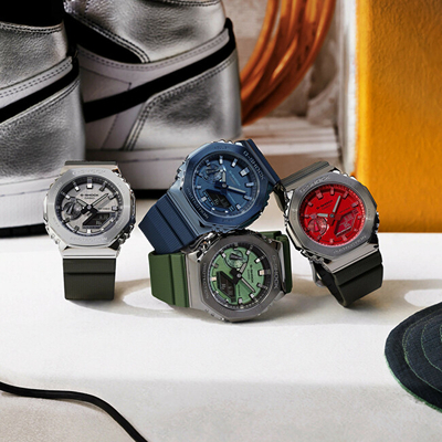 Orë dore për meshkuj Casio G-Shock Classic GM-2100B-3AER, e zezë