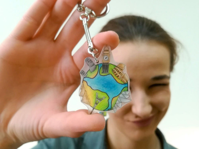 Set kreativ Fun Factory Adventure Shrinkies, për varëse dhe magnetë, shumëngjyrësh