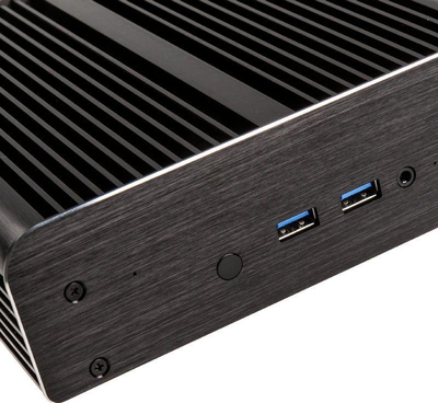 Kasë Akasa Newton S7, NUC