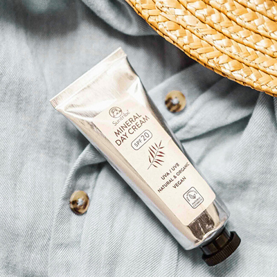 Krem mbrojtës ndaj diellit Suntribe SPF 20, 40 ml