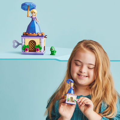 Lodër ndërtimi LEGO Disney 43214 Rapunzel, set që rrotullohet, 5+, vjollcë