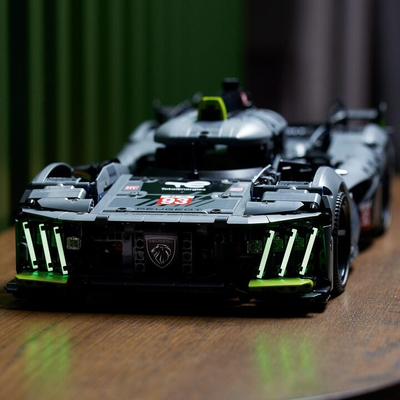 Lodër LEGO® Technic 42156 PEUGEOT 9X8 24H Le Mans Hybrid Hypercar