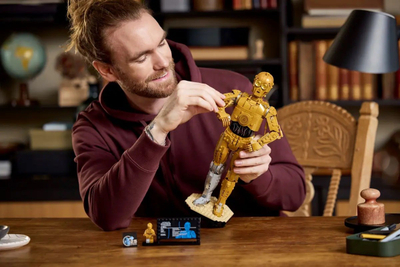Figurë koleksionare Hasbro Star Wars C-3PO, nostalgjike, dekorative, e artë