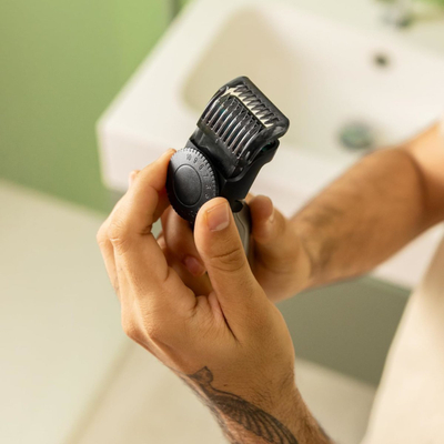 Rrojë elektrike Cecotec Bamba PrecisionCare OneShave 2 në 1, pa kabllo, 45 min, e zezë
