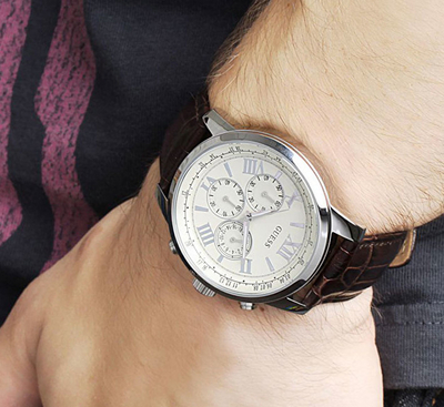 Orë dore Guess W0380G2