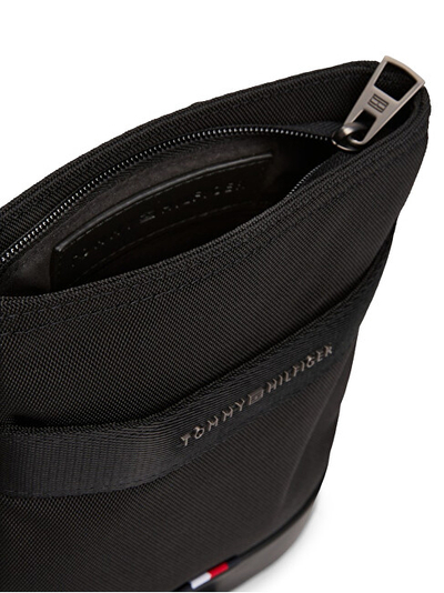 Çantë krahu për meshkuj Tommy Hilfiger mTH5272, e zezë
