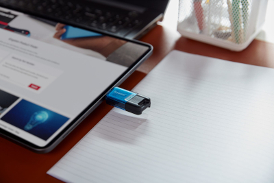 USB мемориски стик Kingston DataTraveler 80, 256GB, USB-C 3.2, сив