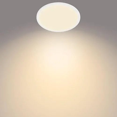 Plafonierë Philips SuperSlim LED IP44, 24.5cm, 2700K, e bardhë