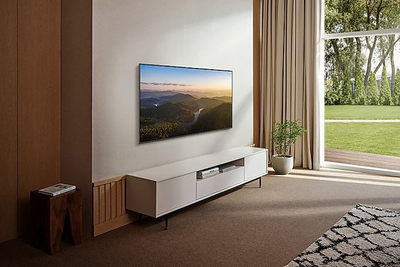 TV Samsung QLED GQ65Q70CAT, 65", 4K Ultra HD, Smart TV, i zi