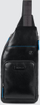 Çantë crossbody Piquadro B2V Blue Square, ndarje për iPad Mini, 36 cm, e zezë