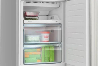 Фрижидер со замрзнувач Bosch KGN33NSDB, Total No Frost, енергетска класа D, сребрен