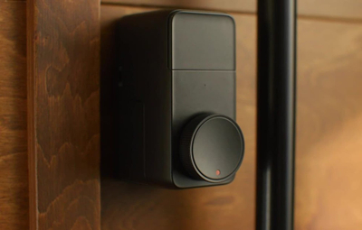 Bravë e mençur SwitchBot Lock Pro, WiFi Bluetooth, hapje me shenjë gishtash, e zezë