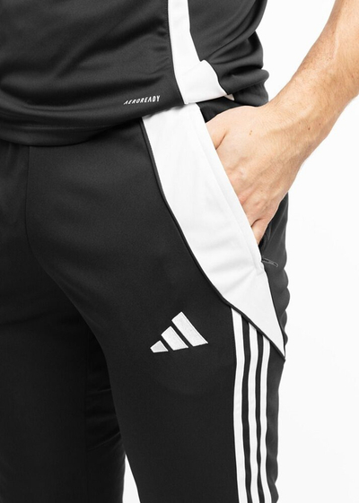 Pantallona 3/4 adidas Tiro 24 për burra, xhepa me zinxhir, të zeza