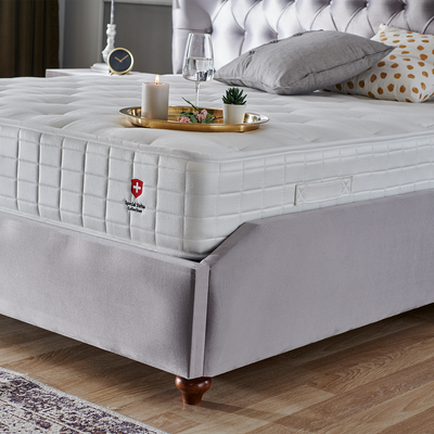 Mary Shtrat (Box Spring)