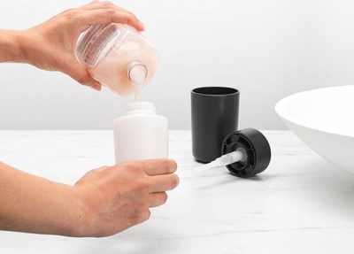 Shpërndarës sapuni për banjo Brabantia Anthracite ReNew, 250 ml