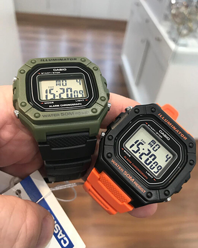 Orë dore Casio Collection W-218H-4B2VEF