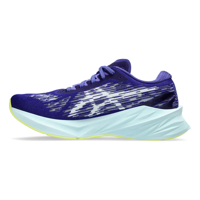 Atlete vrapimi ASICS Novablast 3, për gra, të lehta, të bardha