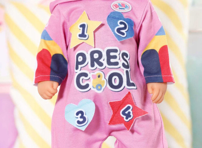 Aksesor kukulle Zapf BABY born Kindergarten One Piece + Badges, 36 cm, rozë