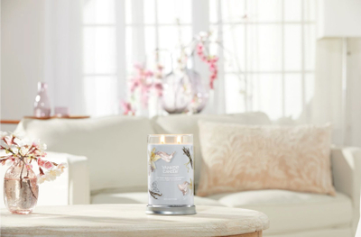 Qiri Yankee Candle Smoked Vanilla &amp; Cashmere, Signature Large Tumbler, 567g, gri