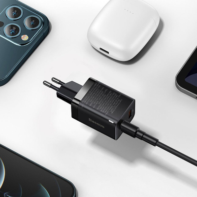 Karikues Baseus Super Si Pro, 1 x USB A 1 x USB C, i zi