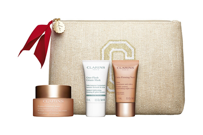 Set Clarins Extra Firming kCL1017 Krem dite 50 ml + Maskë për fytyrë 15 ml + Krem nate 15 ml + Çantë kozmetike