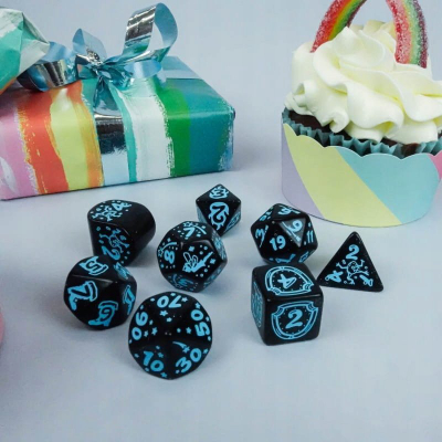 Set zare Q Workshop 20 Years My Very First Dice Set 7, 7 copë, turke me të zeza