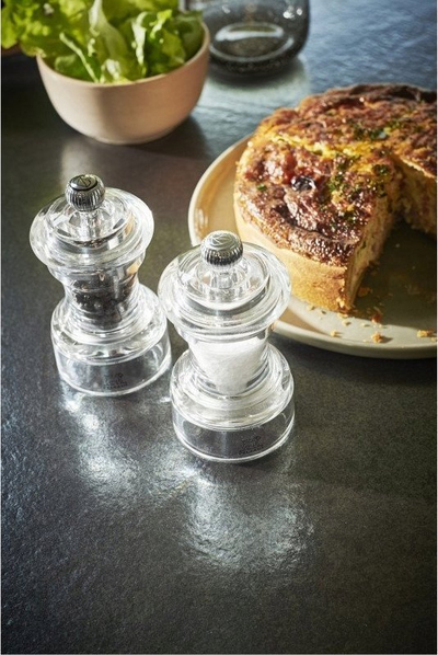Mulli tavoline për kripë Peugeot Bistro, akrilik i tejdukshëm, mekanizëm prej çeliku inox, transparent