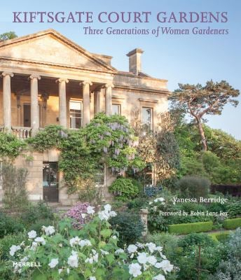 Kiftsgate Court Gardens Three Generations of Women - Vanessa Berridge