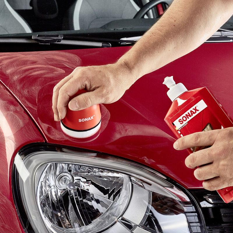 Polirues dhe wax me ngjyrë Sonax Nano Pro, 250 ml, kuqe