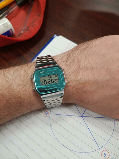 Orë për femra Casio Collection Vintage, e argjendtë