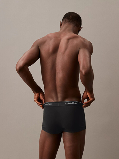 Set të brendshme për meshkuj Calvin Klein This Is Love, 3 copë, të zeza