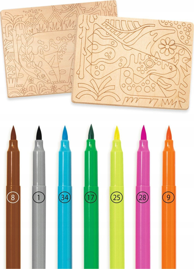 Set pikturimi në dru Djeco Dinos, 3 tabela, 7 markera me majë furçe, shumëngjyrësh