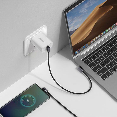 Kabllo USB Ugreen USB-C - USB-C (63800), 1 m, e hirtë