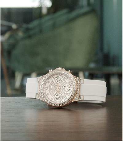Orë dore Guess Moonlight GW0257L2