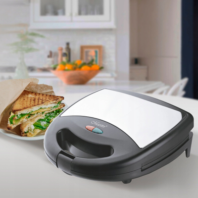 Sanduiçier Maestro, 750W, veshje jo ngjitëse, e bardhë