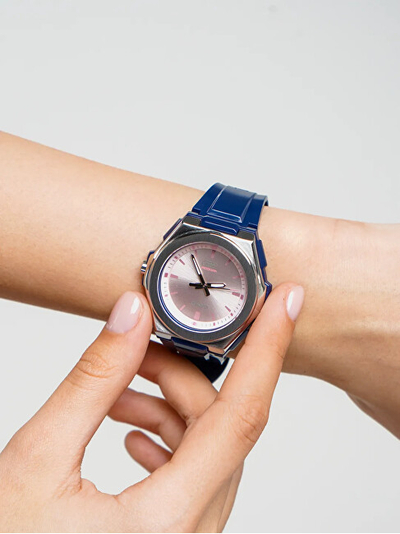 Orë për meshkuj Casio LWA-300H-2EVEF, e kaltër