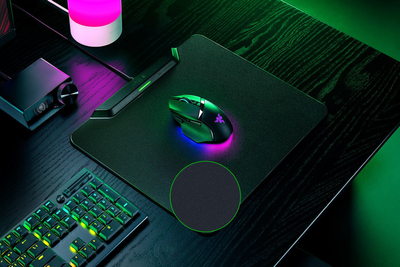 Гејминг мауспад Razer HyperFlux V2, безжично полнење, ЛЕД, црн
