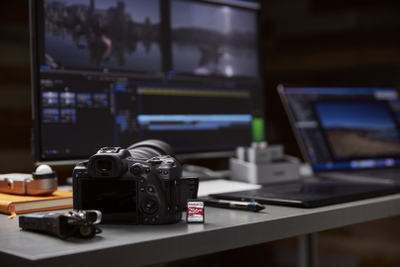 Мемориска картичка Kingston Canvas React Plus, 256GB, SDHC, Class 10
