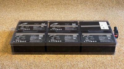 Bateri rezervë UPS HP BATERY KIT R/T3000, plumb acid, modul zëvendësues, e zezë