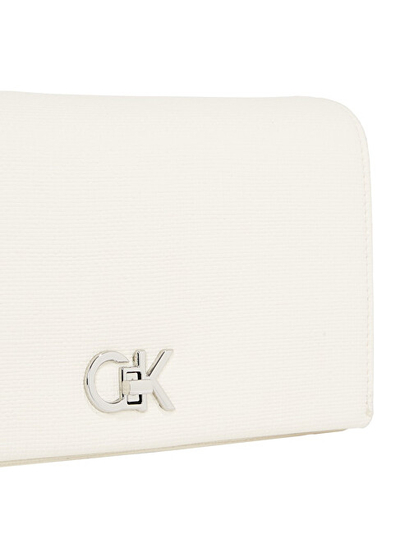 Çantë krahu për femra Calvin Klein mCK5111, e bardhë