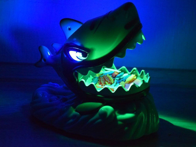 Loja interaktive Crazy Shark GR0323, me drita edhe muzikë, plastike, gri