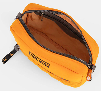Çantë crossbody për femra, madhësi mesatare, e zezë