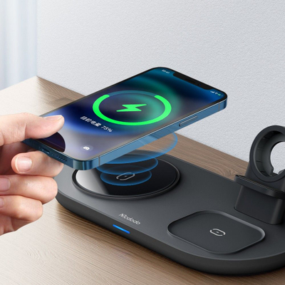 Stacion karikimi Mcdodo 3 në 1, MagSafe për iPhone, karikim me valë për AirPods dhe Apple Watch, i zi