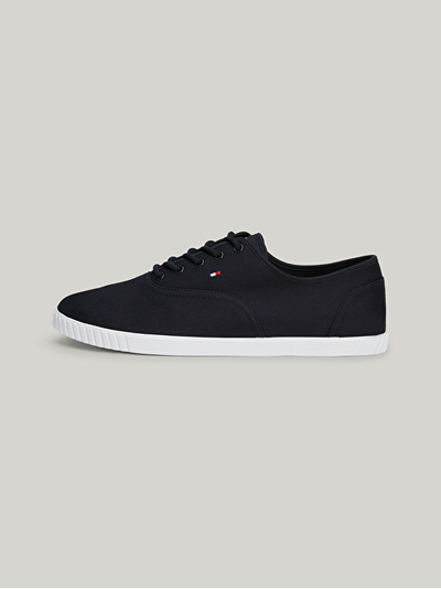Atlete për femra Tommy Hilfiger, të zeza